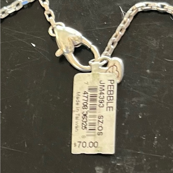 Brighton 

Pebble Dot Dream 

Short Necklace 


Balinese silver jewelry - Picture 2 of 5